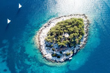 Blaue Höhle & 6 Inseln Gastro-Tour, Kroatien, Mitteldalmatien