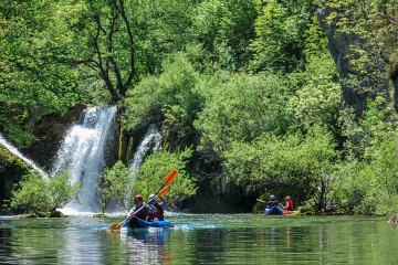 Kayaking auf dem Fluss Mreznica, foto 3