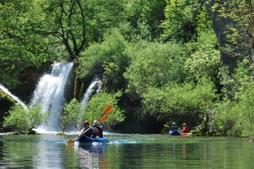 Kayaking auf dem Fluss Mreznica, foto 10