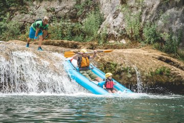 Kayaking auf dem Fluss Mreznica, foto 12